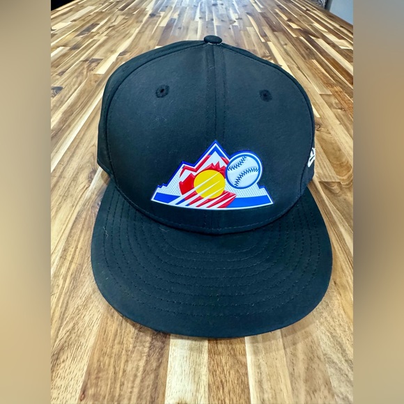 New Era Colorado Rockies Baseball Cap 7 1/2 - Picture 1 of 5